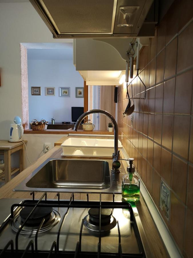 Apartments Lili I Baska  Exterior photo